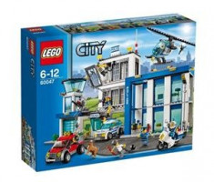 LEGO City Police Post de politie 60047 foto