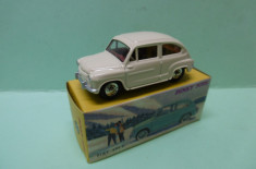 Macheta FIAT 600 D - Dinky Toys foto