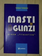Masti si oglinzi : proze &quot;filosofice&quot; / Vasile Tonoiu