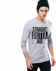 Bluza barbati gri cu text negru - Straight Outta Iasi foto