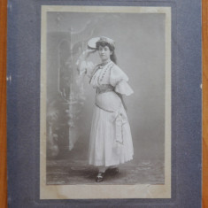 Fotografie pe carton gros , Cluj , Kolozsvar , Dansatoare , inceput de secol 20