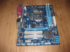 placa de baza defecta GIGABYTE GA-H61M-S2PV 1155 , se restarteaza in continuu foto