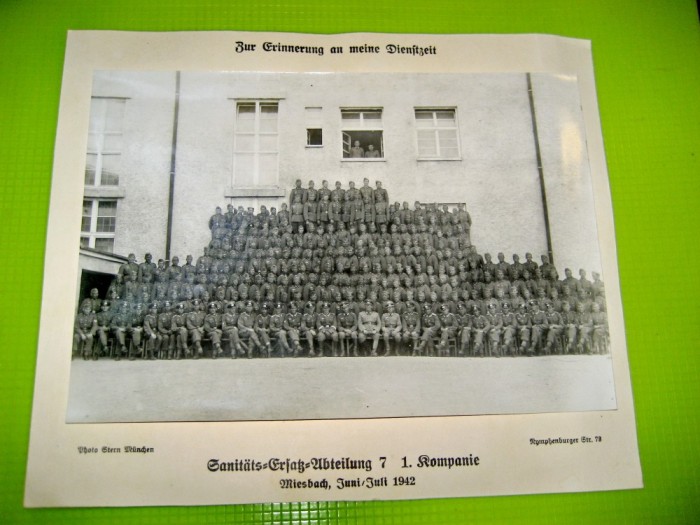 9923-ww2-Foto Kabinet militara mare-3 lea Reich 1942- militari sanitari germani.