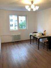 Apartament renovat, 2 camere, zona 1 Decembrie, Bucuresti, proprietar foto