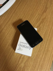 Samsung Galaxy J1 2016 foto