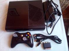 Consola XBOX 360 S - 500 GB + 11 jocuri foto