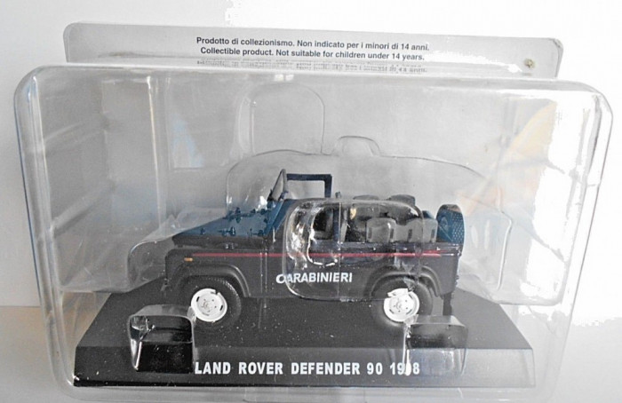 Macheta Land Rover Defender 90 - 1998 CARABINIERI scara 1:43