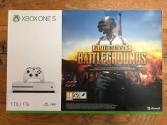 Microsoft Xbox One S (Slim) 1TB + PlayerUnknown&amp;#039;s Battlegrounds foto
