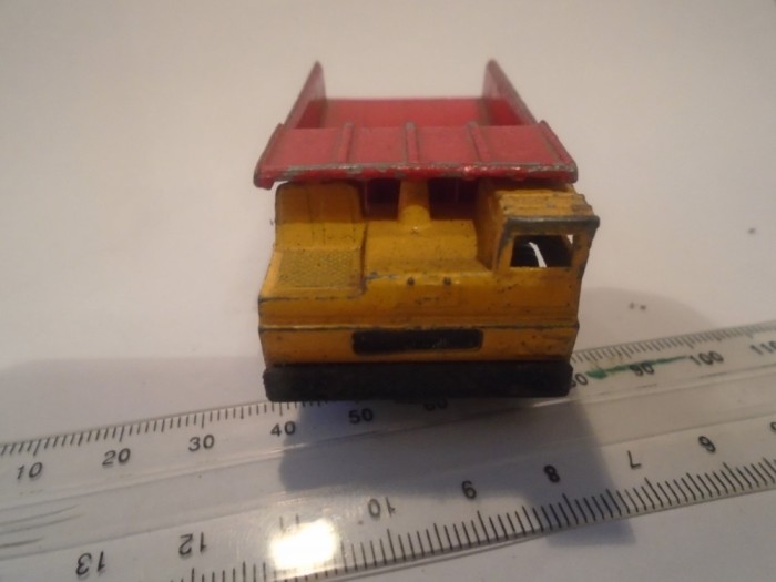 bnk jc Matchbox - Dump Truck - 1/140
