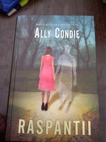 Raspantii - Ally Condie Raspantii - Ally Condie