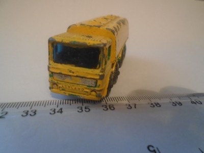 bnk jc Lesney Matchbox no 32 - Ergomatic Cab Leylad Petrol Tanker foto