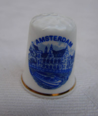 Degetar din portelan Fine Bone China inscriptionat Amsterdam foto