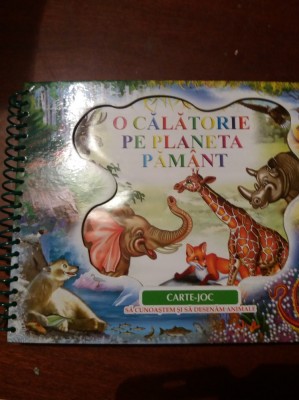 O CALATORIE PE PLANETA PAMANT foto