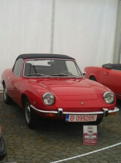 Fiat 850 SPIDER Vehicul istoric foto