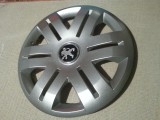 Capace Roti R16 Compatibile Peugeot, VW, Opel, Ford, Audi, Logan, Kia, Volvo, Fiat, Hyundai, Toyota - Set 4 Bucati