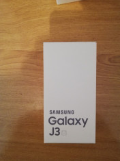 Samsung Galaxy J3 2016 foto