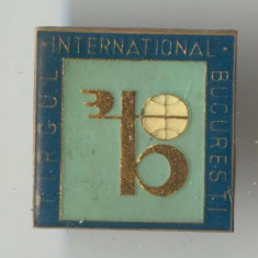 1972 TARG INTERNATIONAL BUCURESTI TIB - Insigna RSR varianta culoare