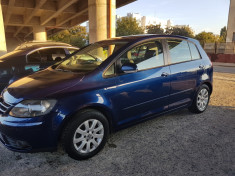 Volkswagen golf 5 plus 1.9 tdi cu rar facut foto