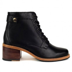 Botine Femei Clarks Clarkdale Tone 261359854 foto