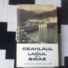 ceahlaul si lacul de la bicaz ghid turistic ed II revazuta UCFS 2 harti 1963 RPR