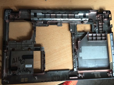 bottomcase Medion E6313 A146 foto