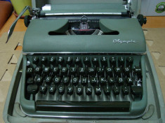 Masina de scris OLIMPIA+banda noua de scris foto