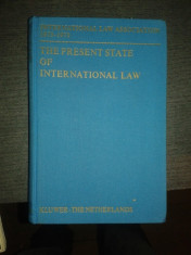 The present state of international law foto