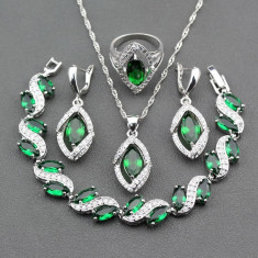 Set de bijuterii din argint 925 cu pietre semipretioase de culoare verde foto