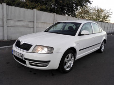 Skoda superb foto