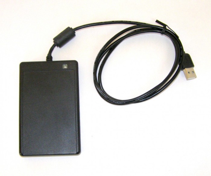 Cititor Smartcard Identive UHF USB AUDR-USB(1001)