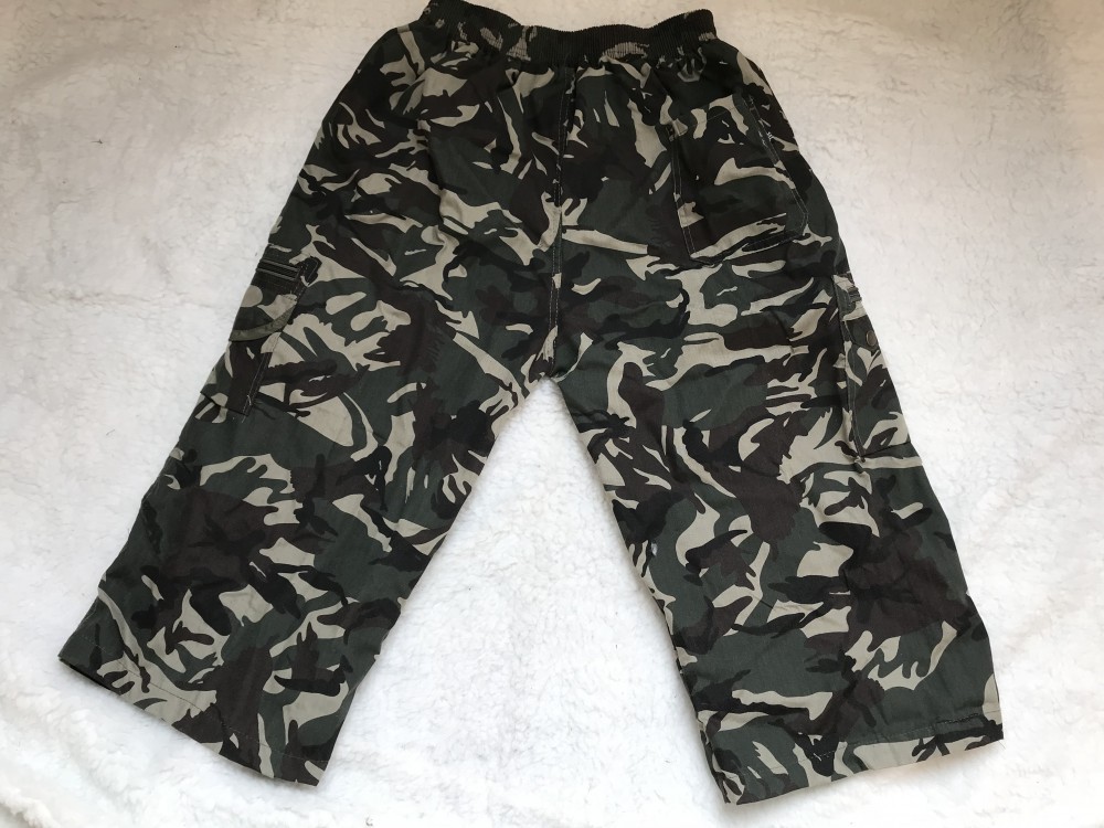 PANTALONI SCURTI BARBATI CAMUFLAJ CASUAL ARMY KAKI VANATOARE PESCUIT 5  BUZUNARE, XXXL | Okazii.ro