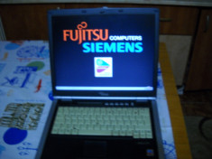 Laptop Fujitsu Siemens Lifebook Model E8020D foto