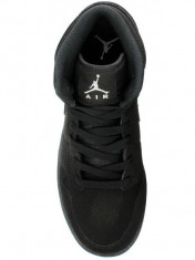 Nike Air Jordan 1 Mid 554725-040 foto