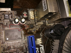 Asrock H61M-VS socket 1155 cu probleme foto