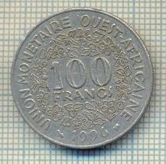 11253 MONEDA - AFRICA DE VEST - 100 FRANCS - ANUL 1996 -STAREA CARE SE VEDE foto