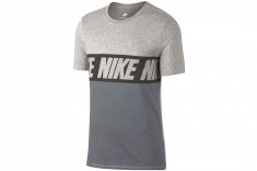 Tricou Nike Repeat Logo T-Shirt 856475-063 pentru Barbati foto