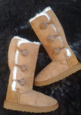 Cizme UGG piele si blana de oaie, 36 si 37, bailey button (cu nasturi) camel foto