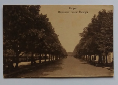 Carte Postala Veche - Focsani Bulevardul Lascar Catargiu Interbelica Necirculata foto