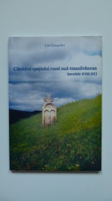 TRANSILVANIA- CIMITIRUL IN SPATIUL SUD-EST TRANSILVANEAN, SIBIU foto