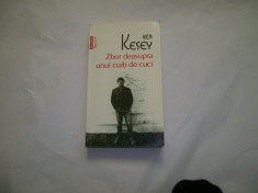 ZBOR DEASUPRA UNUI CUIB DE CUCI KEN KESEY foto