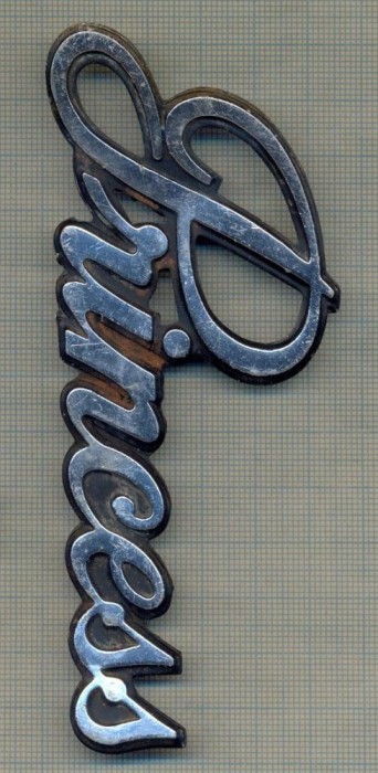 14 EMBLEMA VECHE AUTO PENTRU COLECTIONARI - ,,PRINCESS" - METALIC