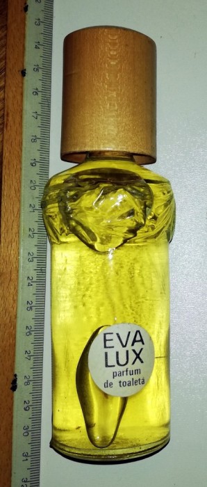 Parfum Vechi Romanesc Eva Lux Parfum De Toaleta Arhiva Okaziiro