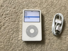 Ipod Classic 5.5th gen 80GB,HDD ok,baterie 18ore,Cip audio WOLFSON+cablu date foto