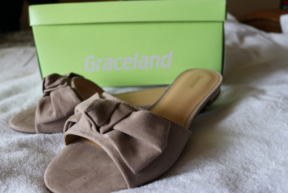 Papuci/ Sandale noi de dama Graceland (Deichmann), marimea 40 | arhiva  Okazii.ro