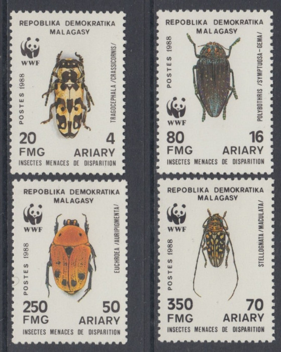 MADAGASCAR 1988 WWF INSECTE COTA MICHEL 90 EURO