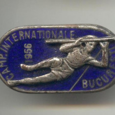 1956 SPORT CAMPIONATELE INTERNATIONALE BUCURESTI - Insigna SUPERBA RARA