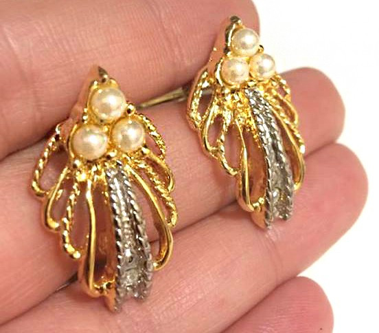 Cercei CLIPS eleganti dama -placati cu AUR galben 18K si perle VINTAGE  perla | Okazii.ro