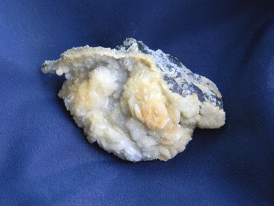 Specimen minerale - FLOROCALCIT PE BLENDA (B3) foto