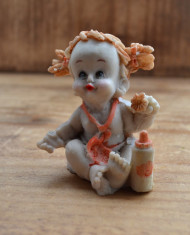 Figurina veche din alabastru,pictata manual, figurina copil / fetita #689 foto