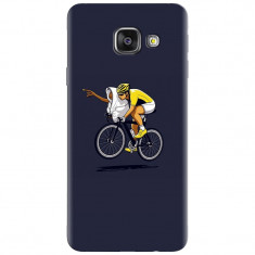 Husa silicon pentru Samsung Galaxy A7 2016, ET Riding Bike Funny Illustration foto